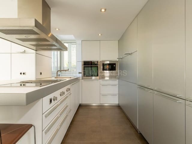 4 soverom Leilighet til salgs i Blanes med garasje - € 985 000 (Ref: 9927062)