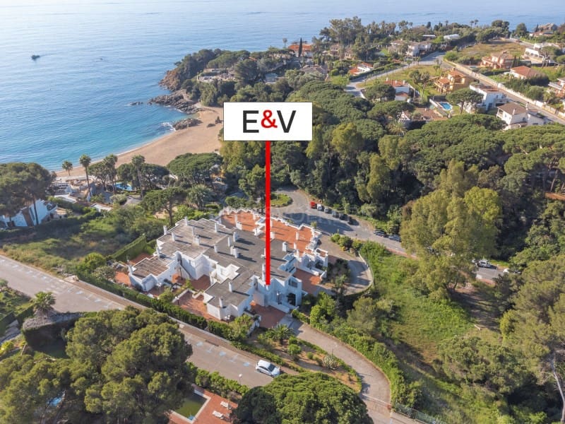 4 bedroom Flat for sale in Blanes with garage - € 985,000 (Ref: 9927062)