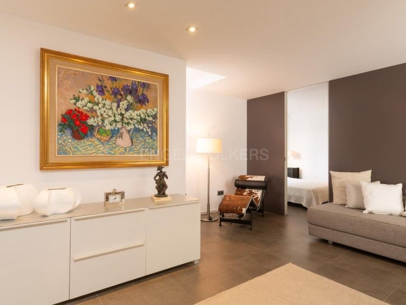 4 bedroom Flat for sale in Blanes with garage - € 985,000 (Ref: 9927062)