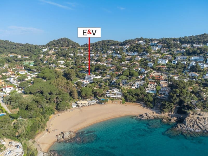 4 bedroom Flat for sale in Blanes with garage - € 985,000 (Ref: 9927062)