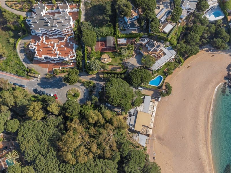 4 bedroom Flat for sale in Blanes with garage - € 985,000 (Ref: 9927062)