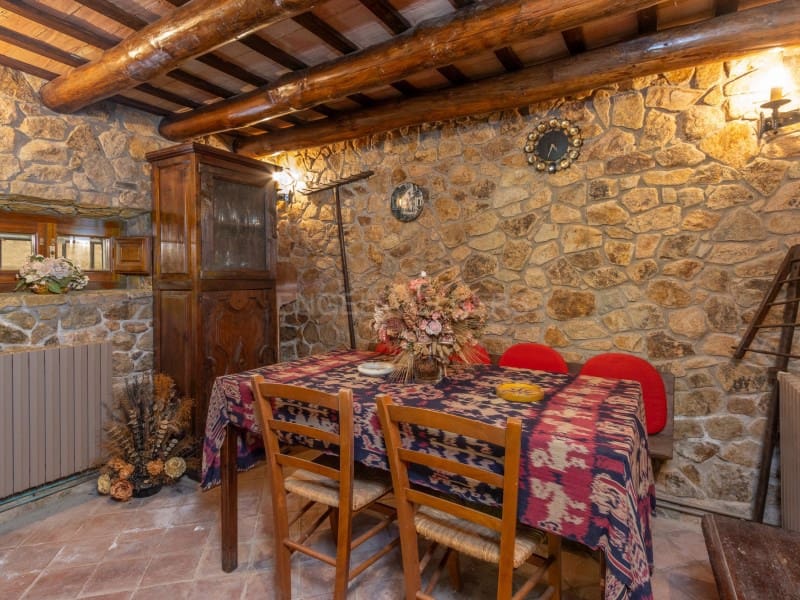 4 bedroom Villa for sale in Santa Cristina d'Aro with pool garage - € 749,000 (Ref: 9929063)
