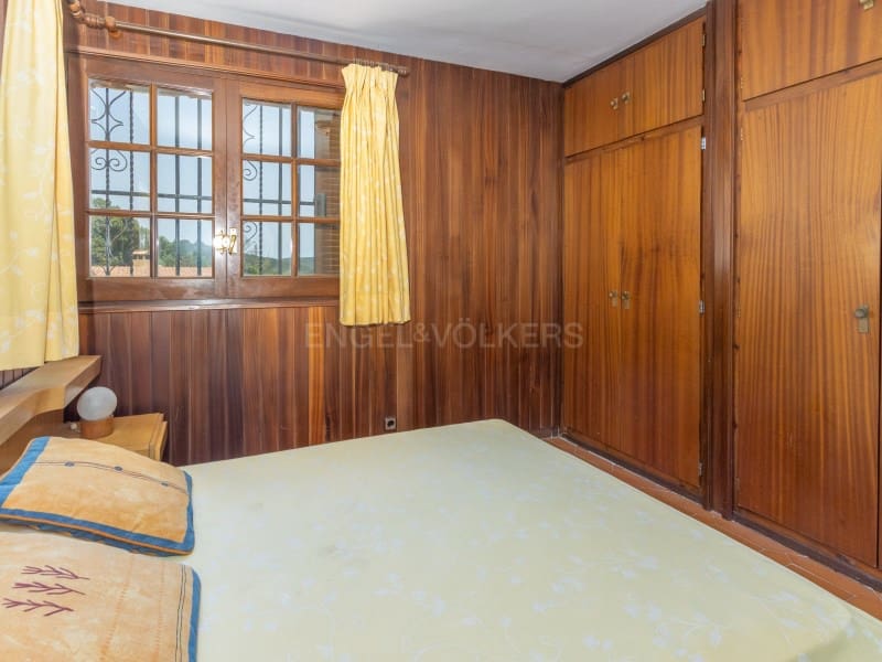 4 bedroom Villa for sale in Santa Cristina d'Aro with pool garage - € 749,000 (Ref: 9929063)