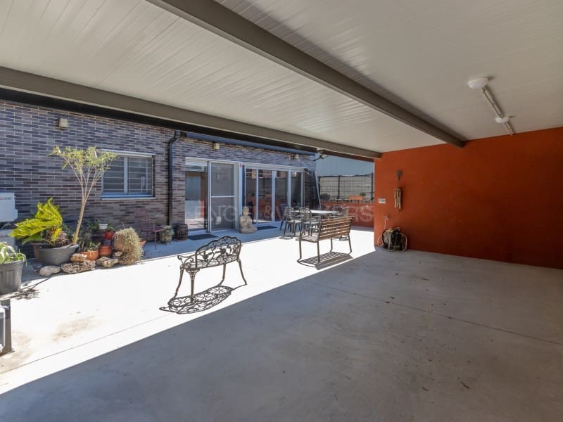 3 bedroom Villa for sale in Vidreres with garage - € 395,000 (Ref: 9929064)