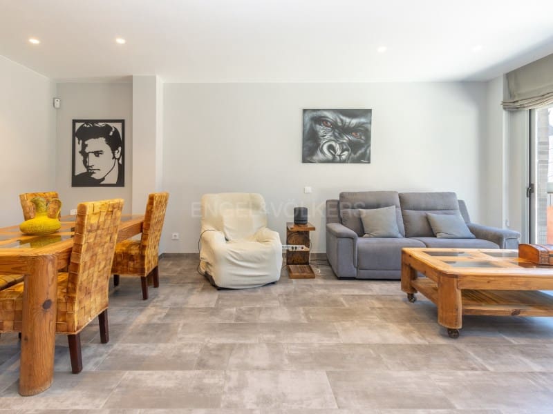 3 bedroom Villa for sale in Vidreres with garage - € 395,000 (Ref: 9929064)