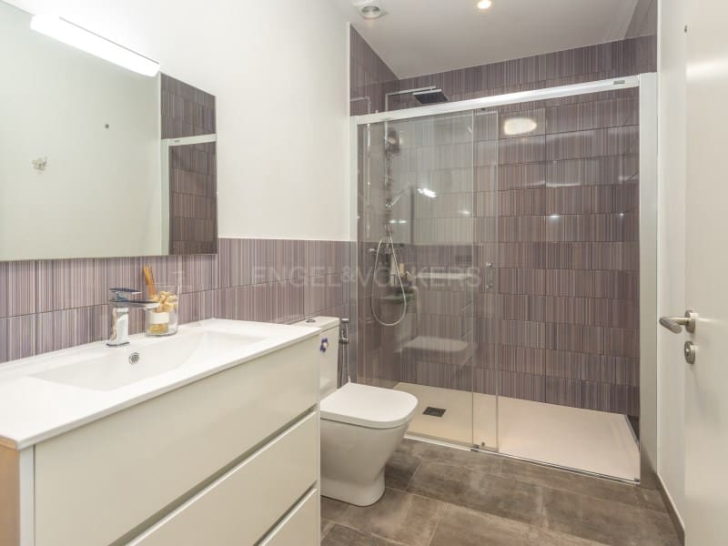 3 bedroom Villa for sale in Vidreres with garage - € 395,000 (Ref: 9929064)