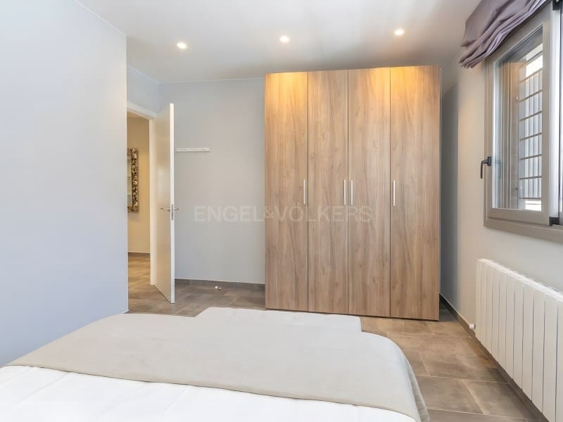 3 bedroom Villa for sale in Vidreres with garage - € 395,000 (Ref: 9929064)