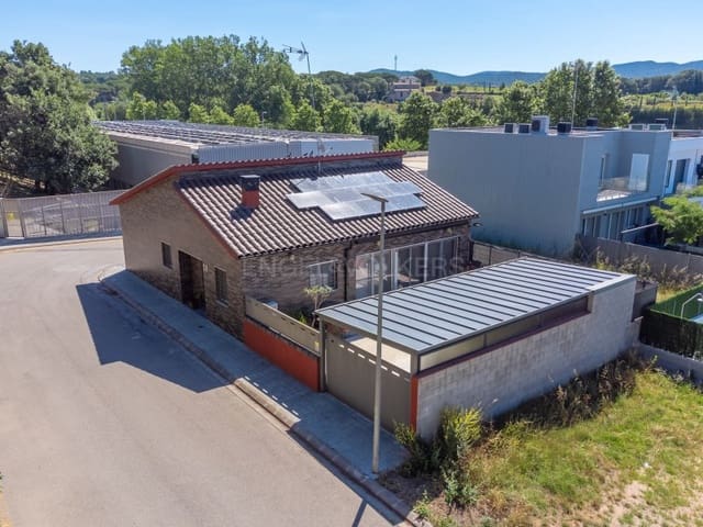 3 soveværelse Villa til salg i Vidreres med garage - € 375.000 (Ref: 9929064)
