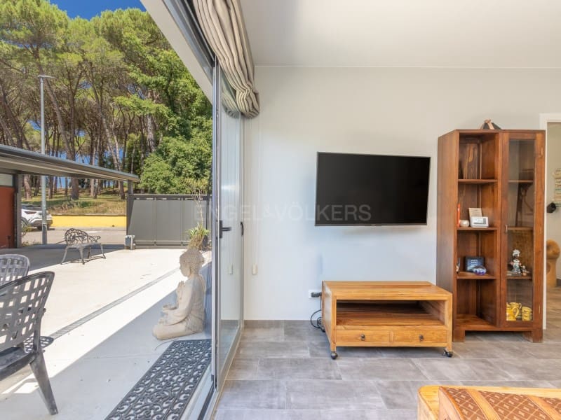 3 bedroom Villa for sale in Vidreres with garage - € 395,000 (Ref: 9929064)