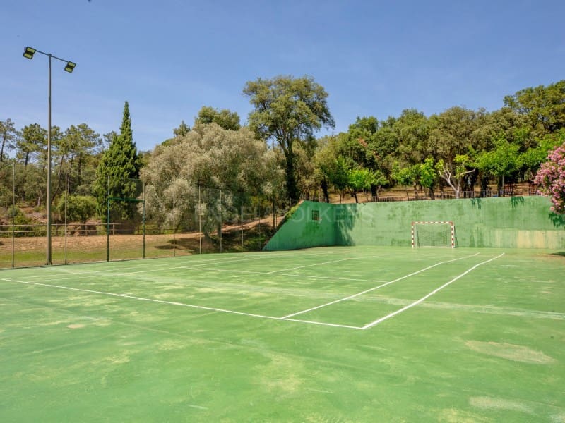 14 bedroom Finca/Country House for sale in Brunyola i Sant Marti Sapresa with pool garage - € 4,875,000 (Ref: 9929065)
