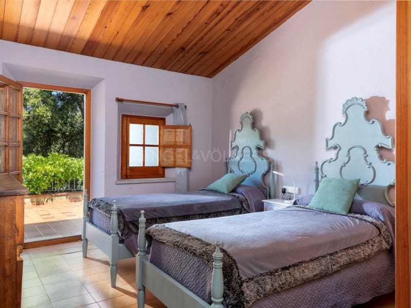 14 bedroom Finca/Country House for sale in Brunyola i Sant Marti Sapresa with pool garage - € 4,875,000 (Ref: 9929065)