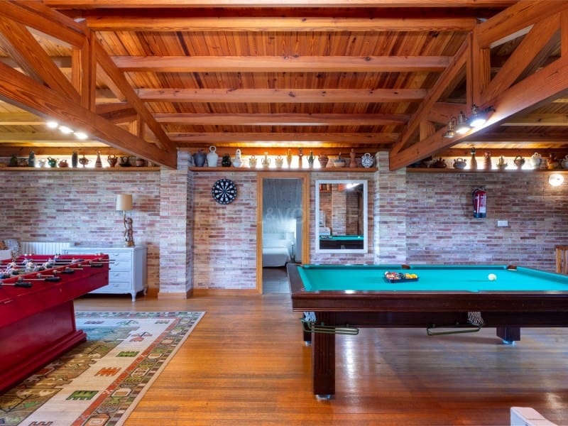 14 bedroom Finca/Country House for sale in Brunyola i Sant Marti Sapresa with pool garage - € 4,875,000 (Ref: 9929065)