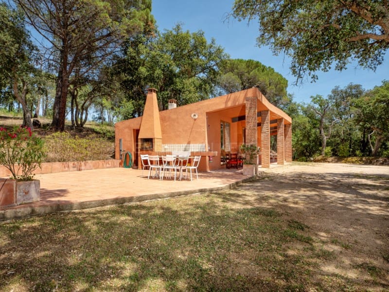 14 bedroom Finca/Country House for sale in Brunyola i Sant Marti Sapresa with pool garage - € 4,875,000 (Ref: 9929065)