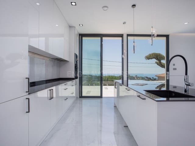 3 soveværelse Villa til salg i Serra Brava, Lloret de Mar med swimmingpool garage - € 795.000 (Ref: 9937864)