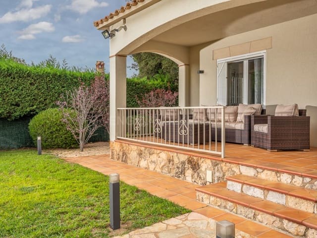 4 sypialnia Willa na sprzedaż w Calonge i Sant Antoni z garażem - 745 000 € (Ref: 9957652)