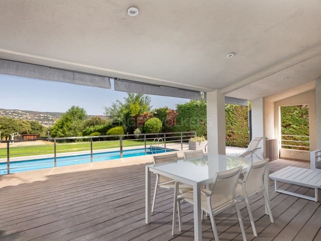 Chalet de 4 habitaciones en Calonge i Sant Antoni en venta con garaje - 745.000 € (Ref: 9957652)