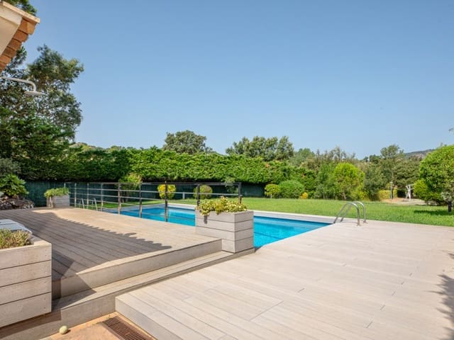 Chalet de 4 habitaciones en Calonge i Sant Antoni en venta con garaje - 745.000 € (Ref: 9957652)