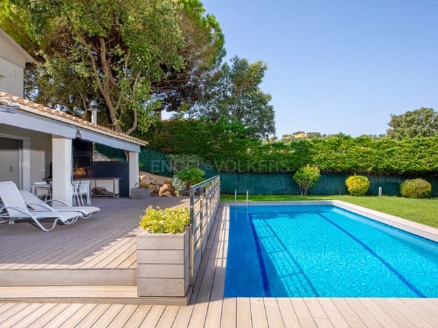Chalet de 4 habitaciones en Calonge i Sant Antoni en venta con garaje - 745.000 € (Ref: 9957652)