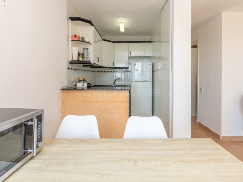 3 bedroom Flat for sale in Platja d'Aro with pool - € 250,000 (Ref: 9959446)