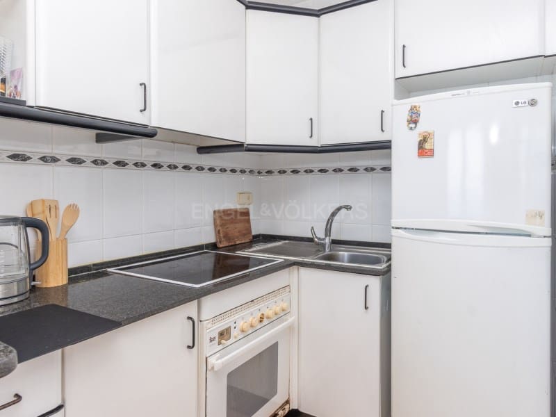3 bedroom Flat for sale in Platja d'Aro with pool - € 250,000 (Ref: 9959446)