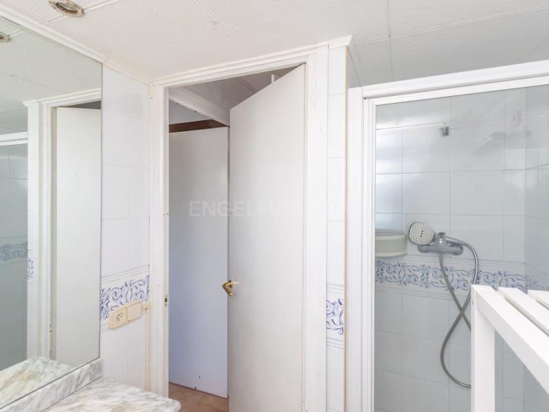 3 bedroom Flat for sale in Platja d'Aro with pool - € 250,000 (Ref: 9959446)