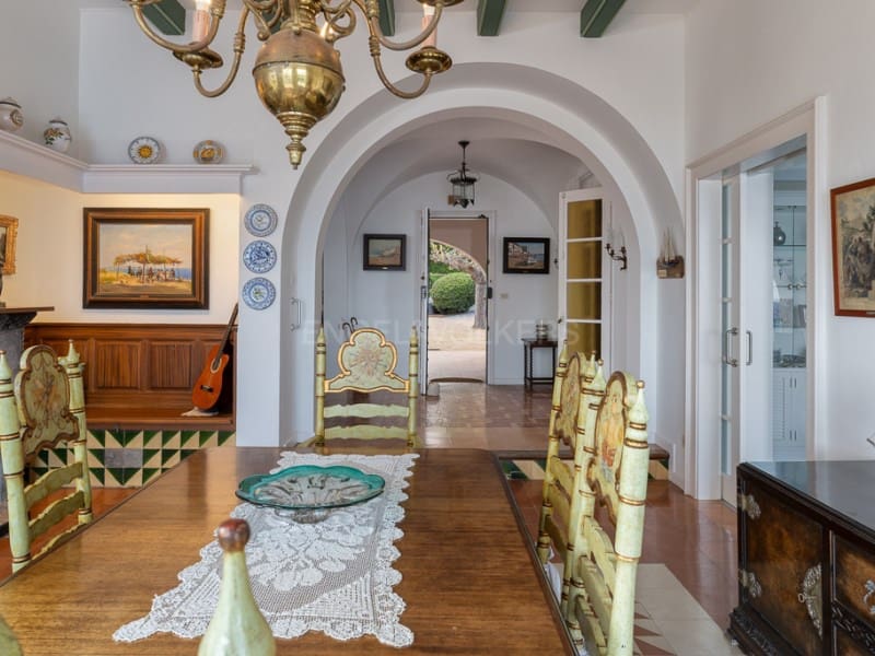 5 camera da letto Villa da affittare in S'Agaro con garage - 24.000 € (Rif: 9962369)