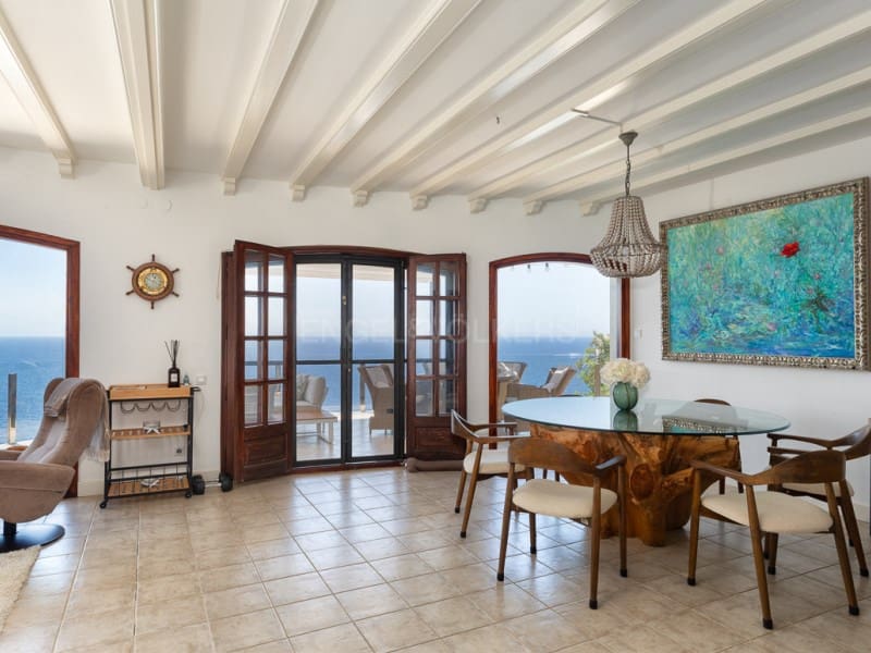 6 bedroom Villa for sale in Lloret de Mar with pool garage - € 3,950,000 (Ref: 9966356)