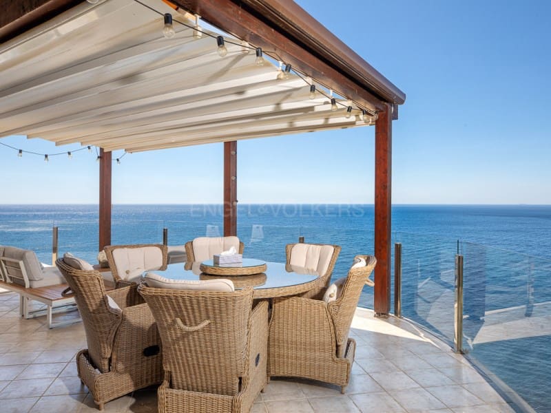 6 bedroom Villa for sale in Lloret de Mar with pool garage - € 3,950,000 (Ref: 9966356)