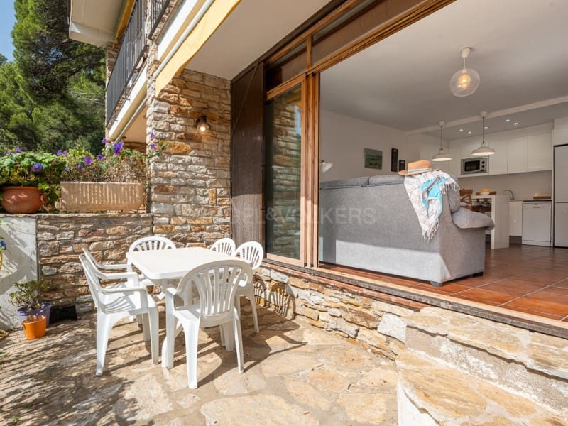 2 soverom Leilighet til salgs i Begur med garasje - € 460 000 (Ref: 9977019)