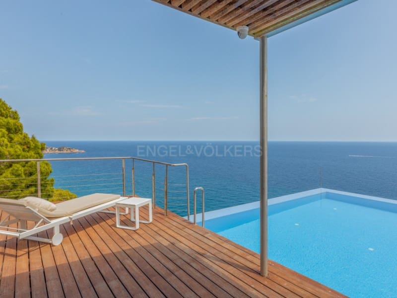 4 sovrum Villa till salu i Sant Feliu de Guixols med pool garage - 7 000 000 € (Ref: 9978517)