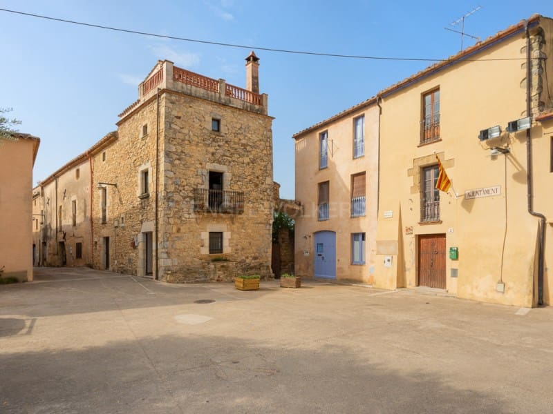 4 soverom Kjedet enebolig til salgs i Cruilles Monells i Sant Sadurni de I'Heura - € 440 000 (Ref: 9984609)