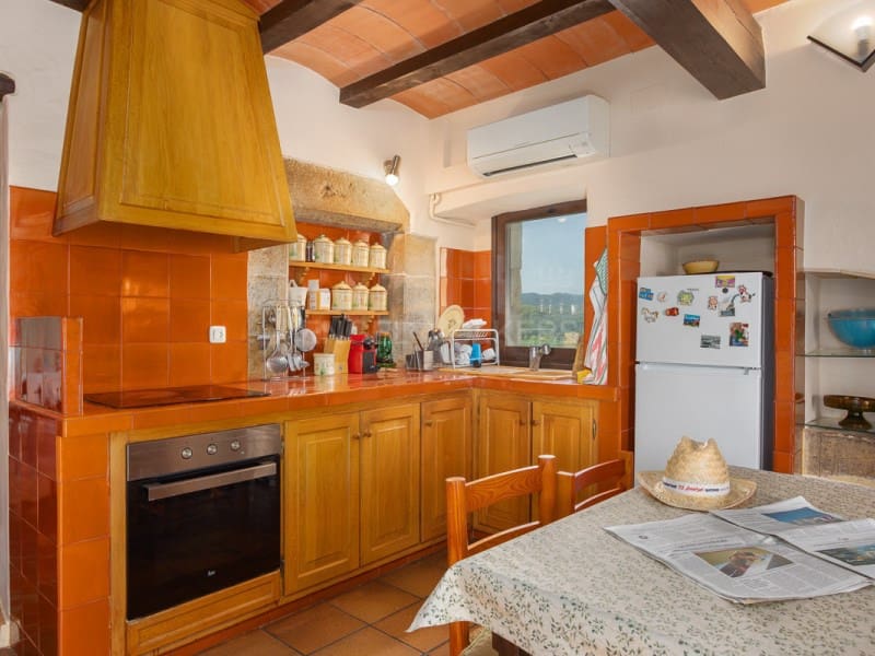 4 soverom Kjedet enebolig til salgs i Cruilles Monells i Sant Sadurni de I'Heura - € 440 000 (Ref: 9984609)