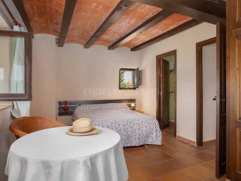 4 soverom Kjedet enebolig til salgs i Cruilles Monells i Sant Sadurni de I'Heura - € 440 000 (Ref: 9984609)