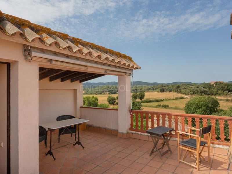 4 soverom Kjedet enebolig til salgs i Cruilles Monells i Sant Sadurni de I'Heura - € 440 000 (Ref: 9984609)