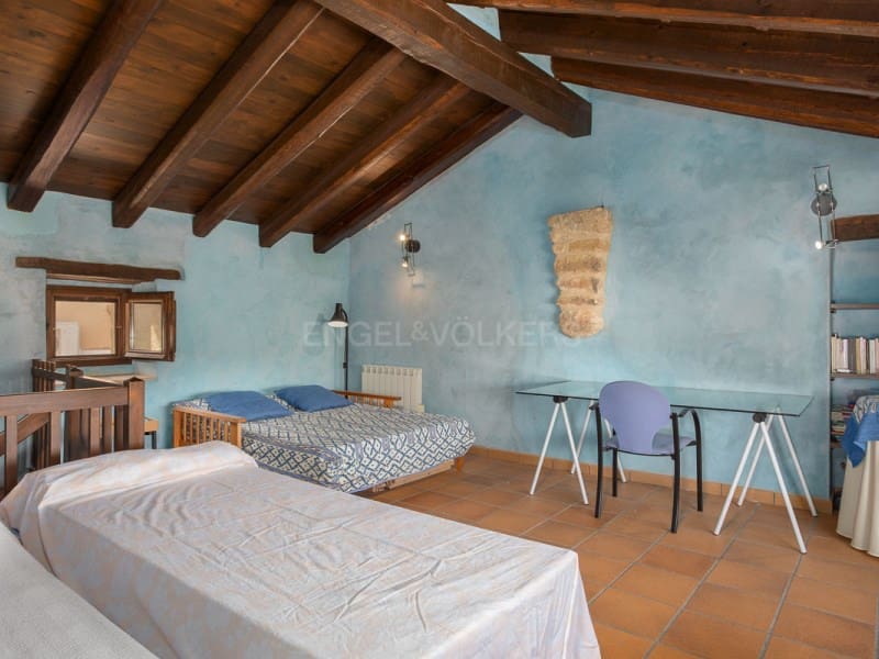 4 soverom Kjedet enebolig til salgs i Cruilles Monells i Sant Sadurni de I'Heura - € 440 000 (Ref: 9984609)