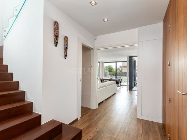 2 slaapkamer Villa te koop in L'Escala met zwembad garage - € 815.000 (Ref: 9984612)