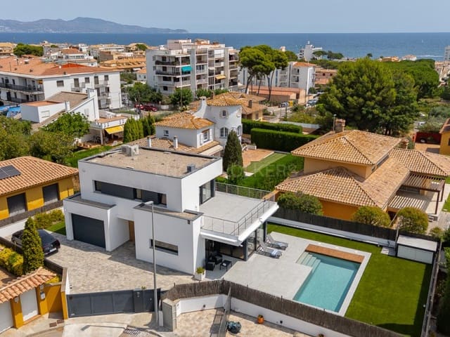 2 slaapkamer Villa te koop in L'Escala met zwembad garage - € 815.000 (Ref: 9984612)