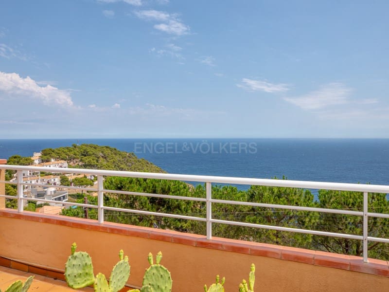 Pareado de 3 habitaciones en Begur en venta con piscina garaje - 795.000 € (Ref: 9994286)