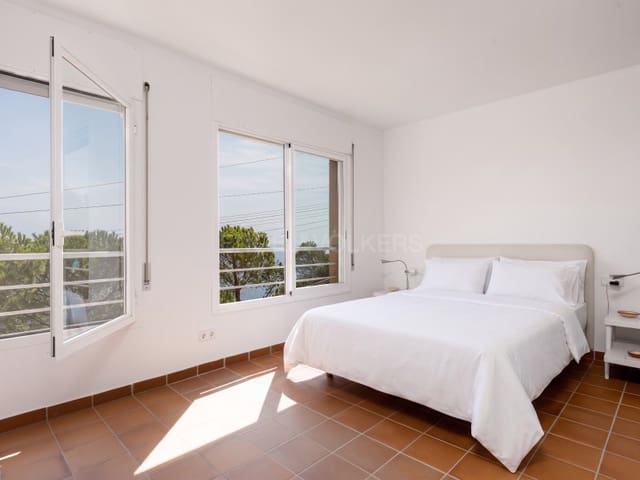 3 quarto Moradia Geminada para venda em Begur com piscina garagem - 795 000 € (Ref: 9994286)