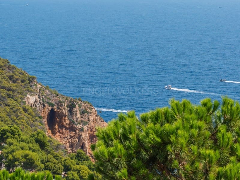 3 bedroom Semi-detached Villa for sale in Begur with pool garage - € 795,000 (Ref: 9994286)