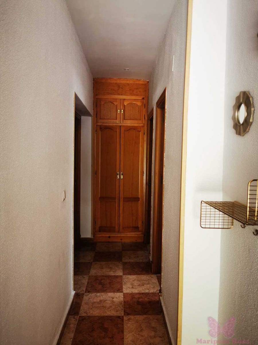 4 quarto Moradia para arrendar em Chiclana de la Frontera com piscina garagem - 950 € (Ref: 10027552)