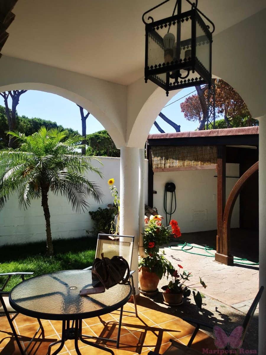 4 quarto Moradia para arrendar em Chiclana de la Frontera com piscina garagem - 950 € (Ref: 10027552)
