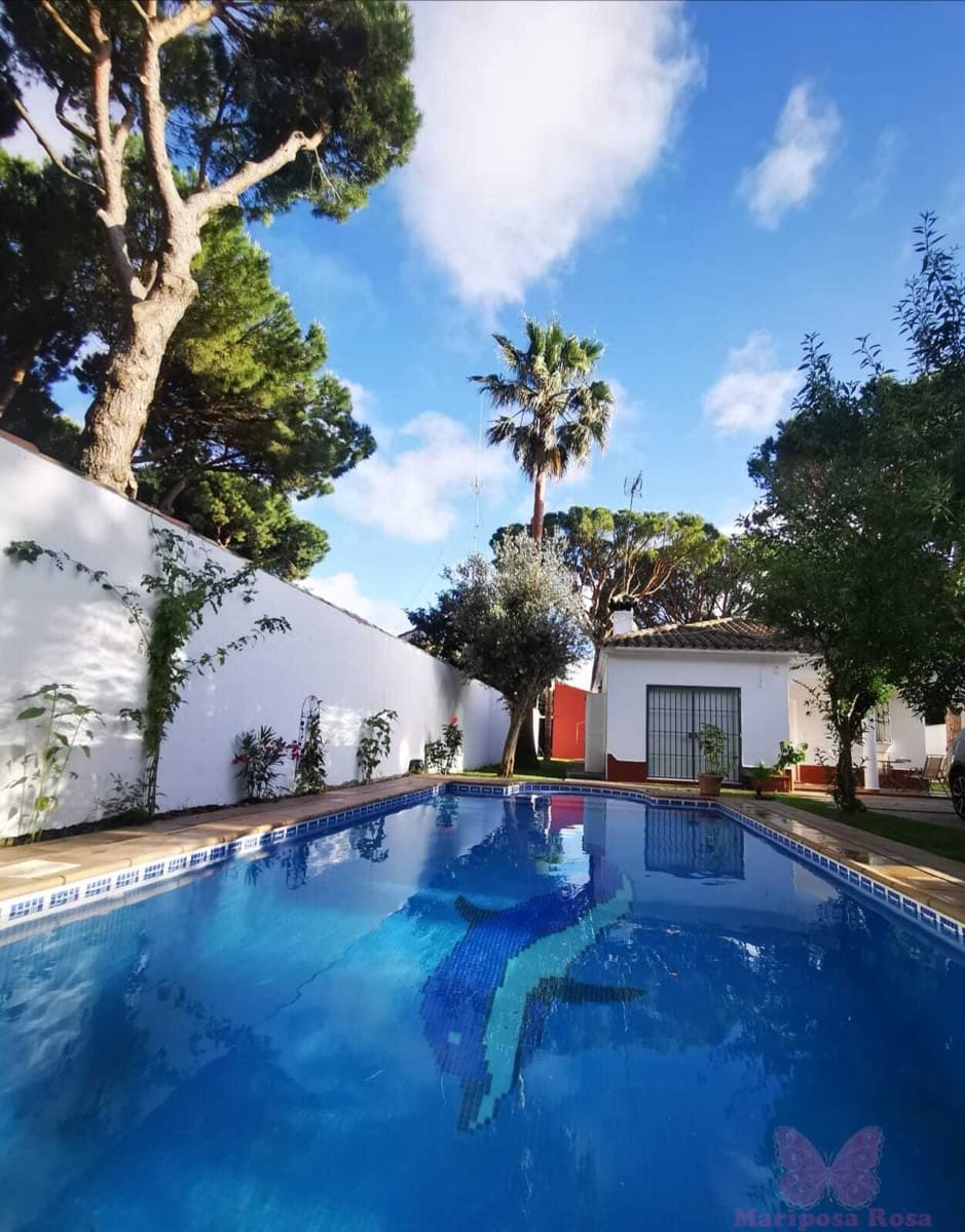 4 quarto Moradia para arrendar em Chiclana de la Frontera com piscina garagem - 950 € (Ref: 10027552)