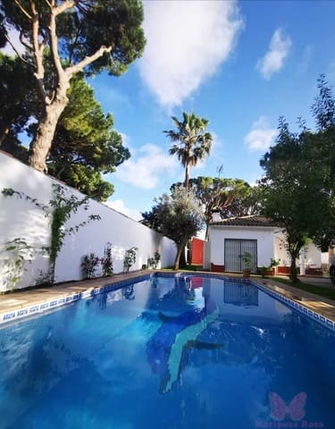 4 bedroom Villa for rent in Chiclana de la Frontera with pool garage - € 950 (Ref: 10027552)