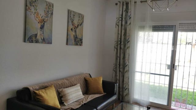 4 bedroom Villa for rent in Chiclana de la Frontera with pool garage - € 950 (Ref: 10027552)