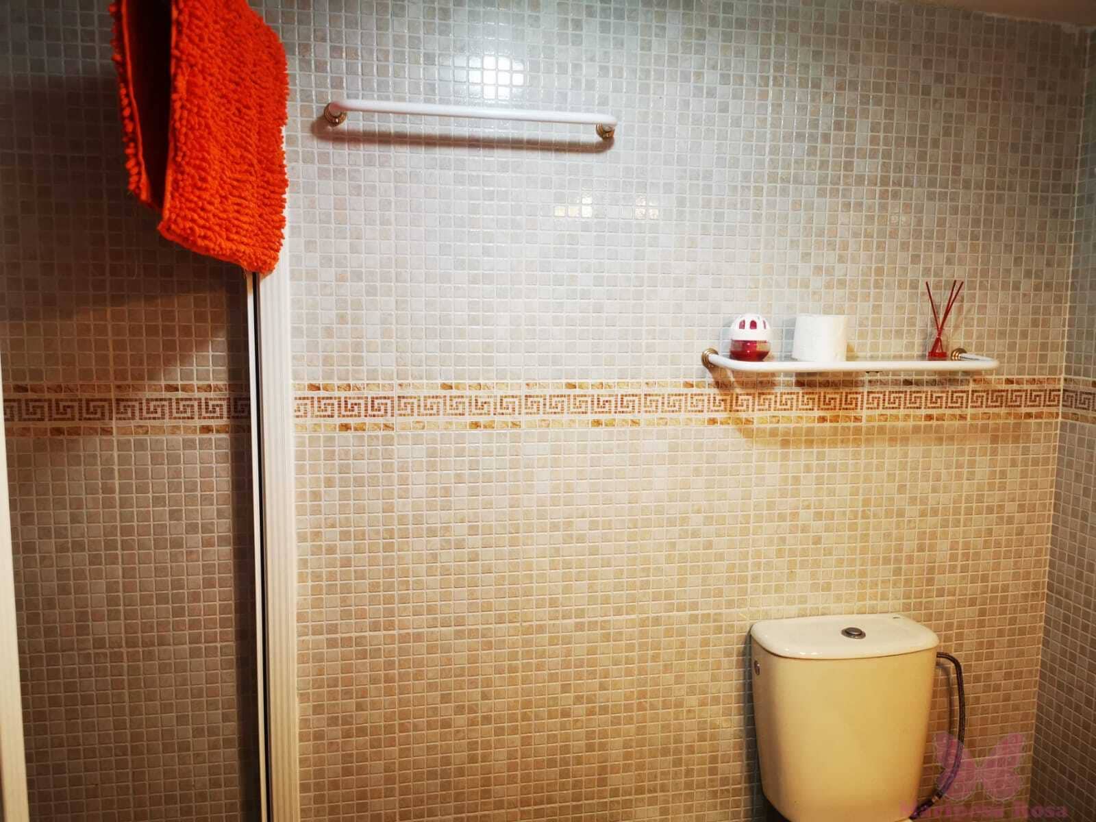 4 quarto Moradia para arrendar em Chiclana de la Frontera com piscina garagem - 950 € (Ref: 10027552)