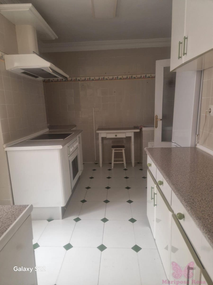 4 Zimmer Wohnung zu verkaufen in Cadiz Stadt - 368.000 € (Ref: 10120250)