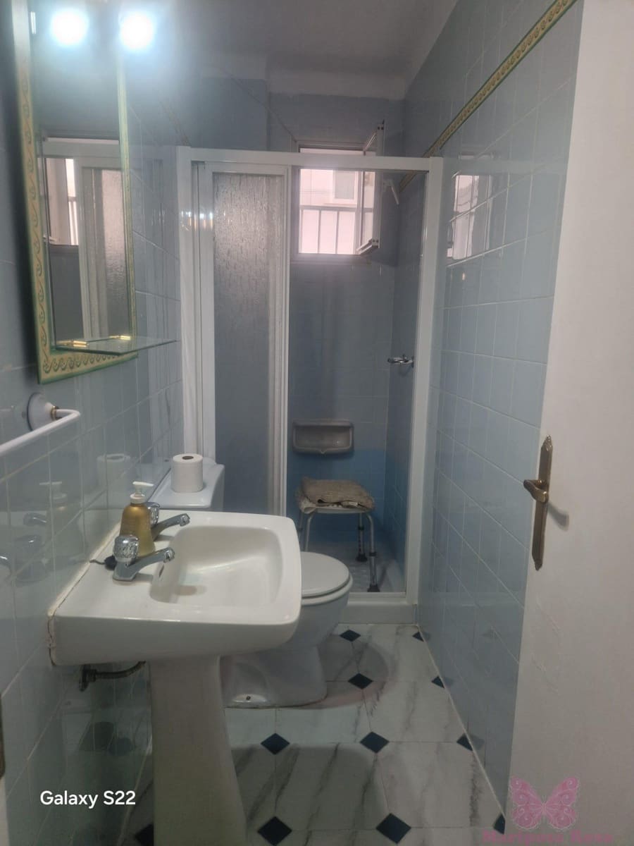 4 Zimmer Wohnung zu verkaufen in Cadiz Stadt - 368.000 € (Ref: 10120250)
