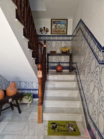 4 camera da letto Casa in vendita in Chiclana de la Frontera con garage - 365.000 € (Rif: 10156945)
