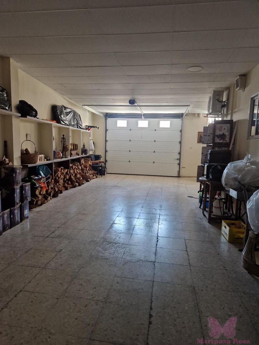 4 bedroom Townhouse for sale in Chiclana de la Frontera with garage - € 365,000 (Ref: 10156945)